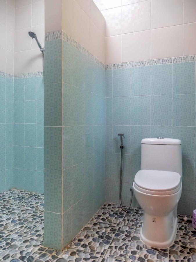 Blue Moon Guesthouse Puerto Princesa Luaran gambar
