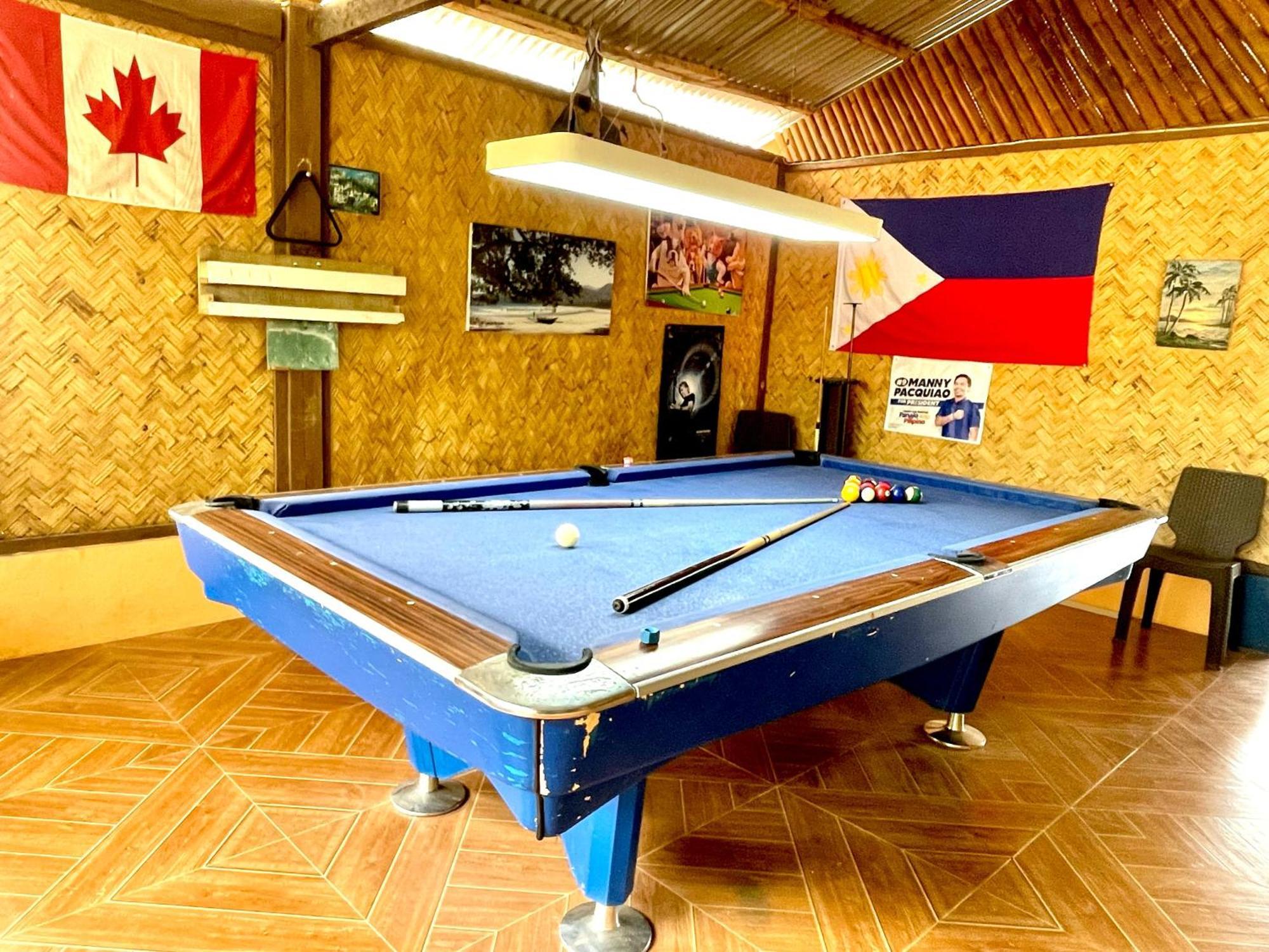 Blue Moon Guesthouse Puerto Princesa Luaran gambar
